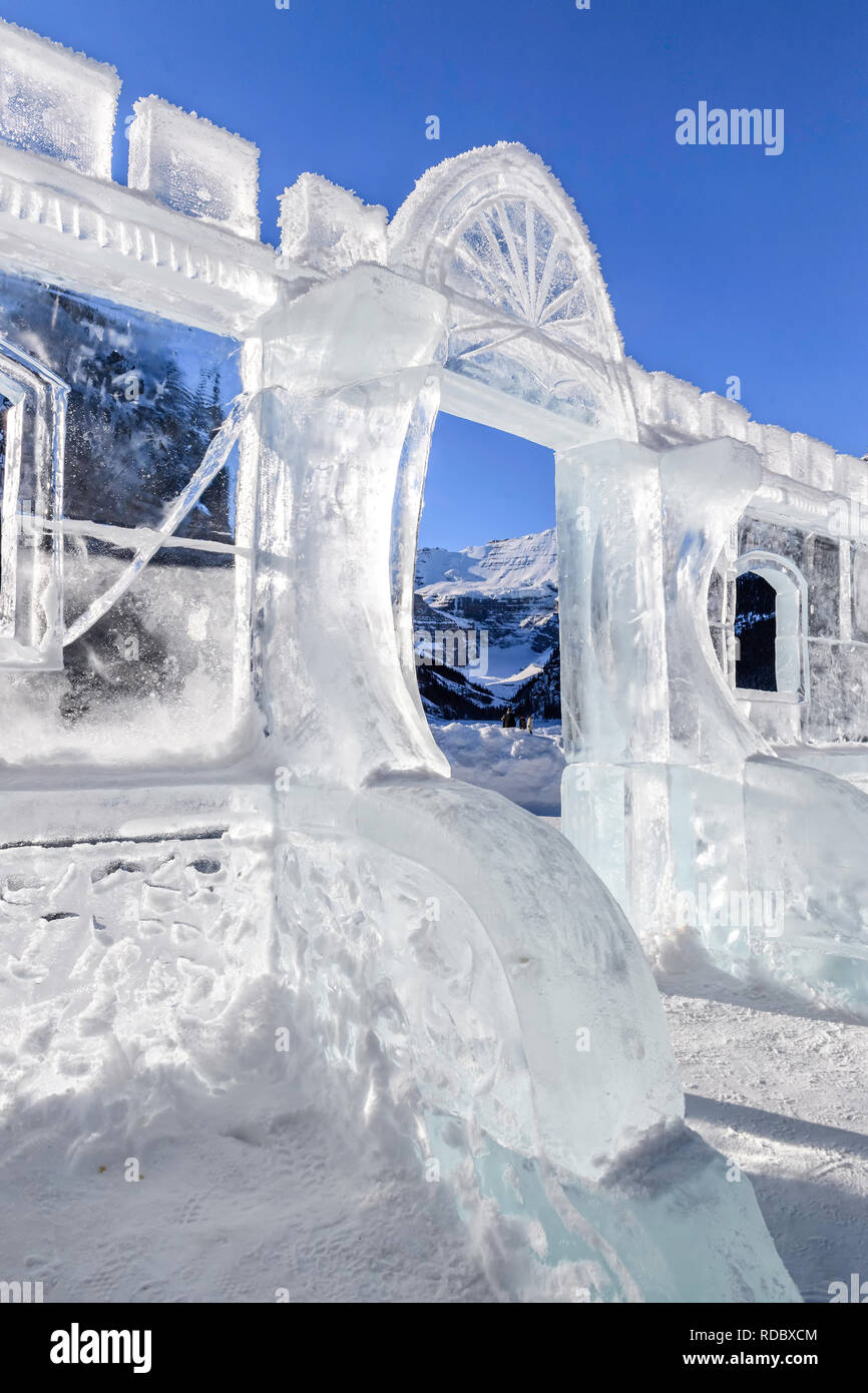Der Lake Louise Ice Magic Festival in Banff National Park, Alberta, Kanada Stockfoto