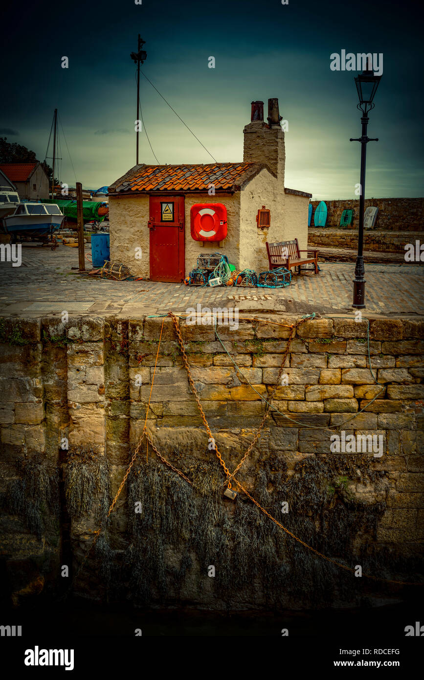 Europa, Großbritannien, Schottland, Küste, Küstenwanderweg, Fife Coastal Path, Dysart, Hafen, Pier Stockfoto