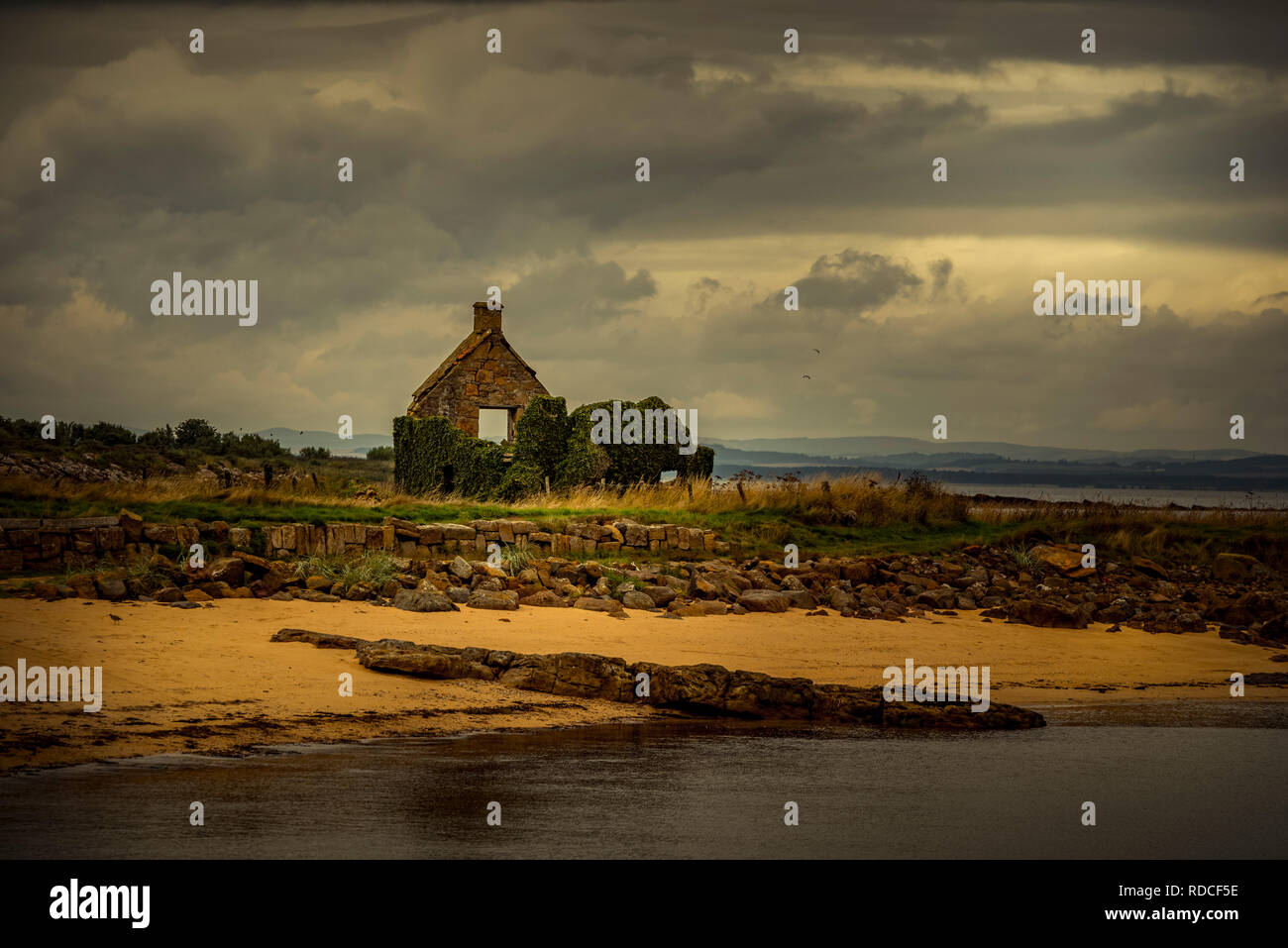 Europa, Großbritannien, Schottland, Küste, Küstenwanderweg, Fife Coastal Path, Haus, Ruine Stockfoto