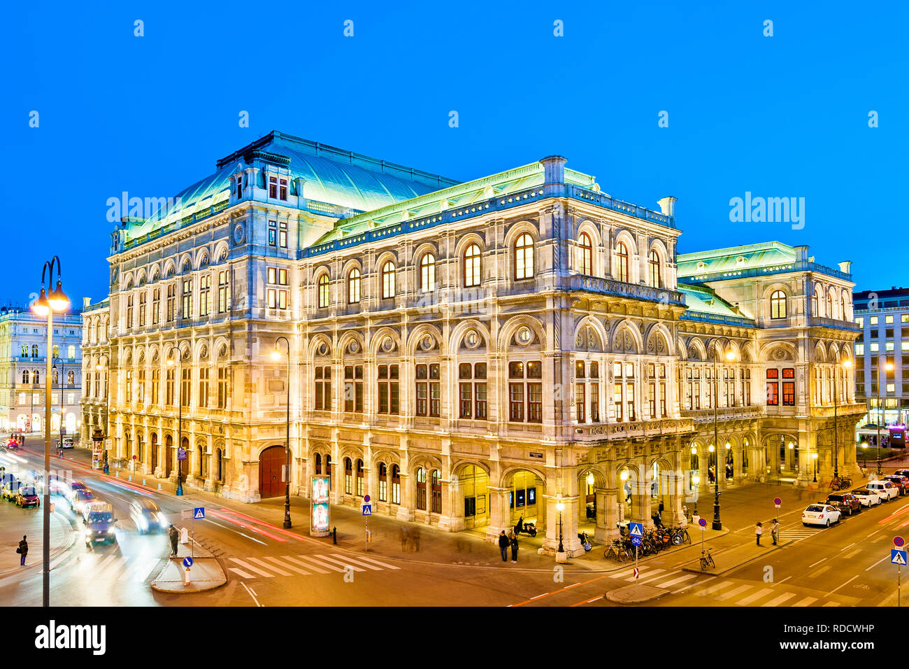 Wiener Staatsoper Die Wiener Staatsoper, Wien, Österreich. Stockfoto