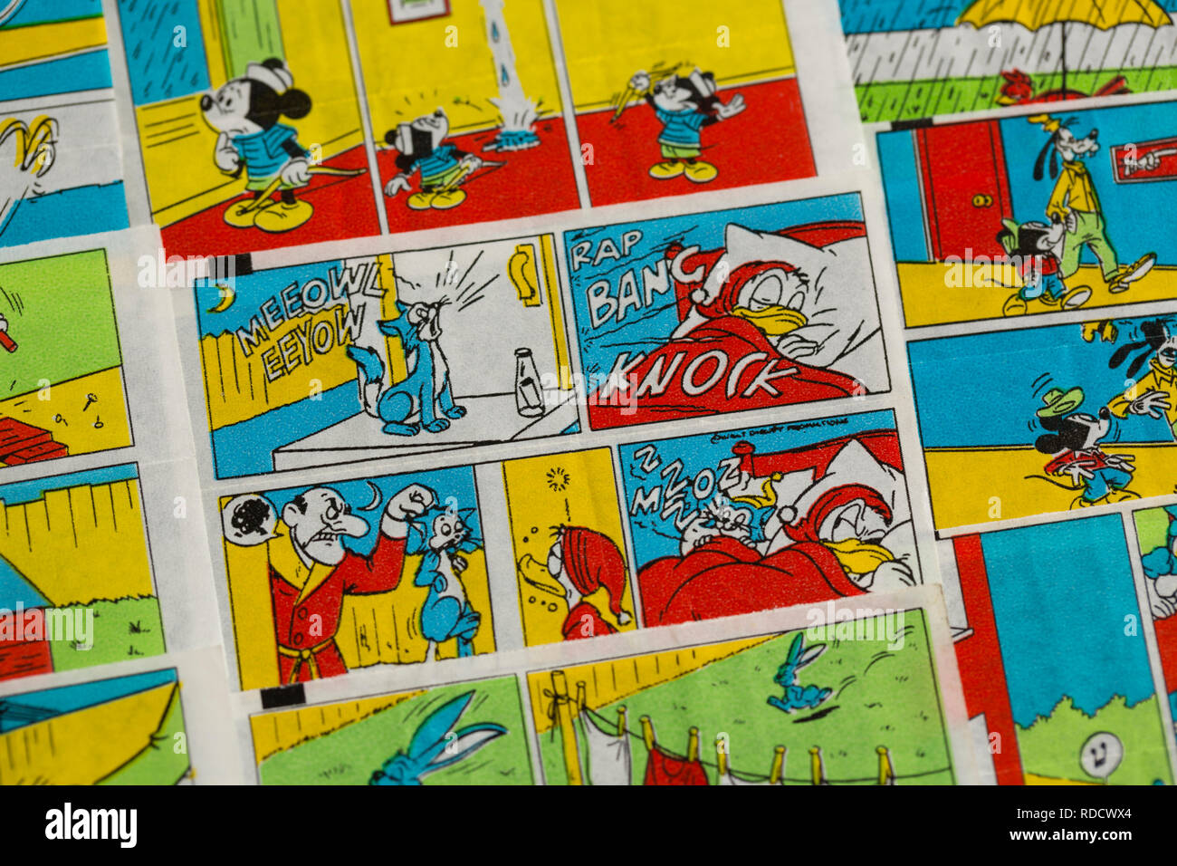 Moskau, Russland - Januar 13, 2019: Hohe Betrachtungswinkel von Donald Bubble Gum fügt Sammlung. Stockfoto