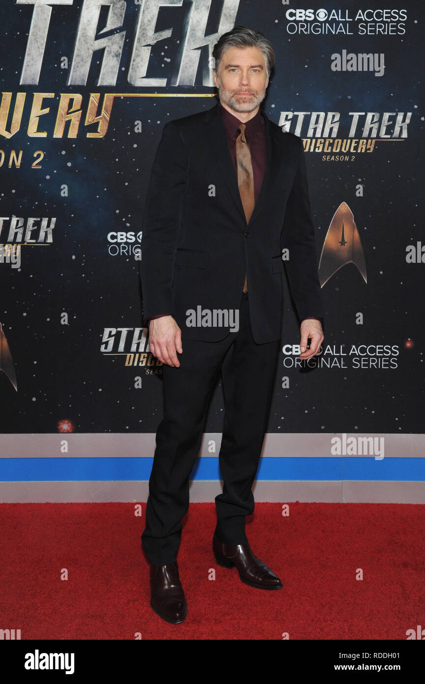 New York, NY, USA. 17 Jan, 2019. Anson Mount im Star Trek: Discovery 2 Saison Premiere bei Conrad in New York City am 17. Januar 2019. Quelle: John Palmer/Medien Punch/Alamy leben Nachrichten Stockfoto