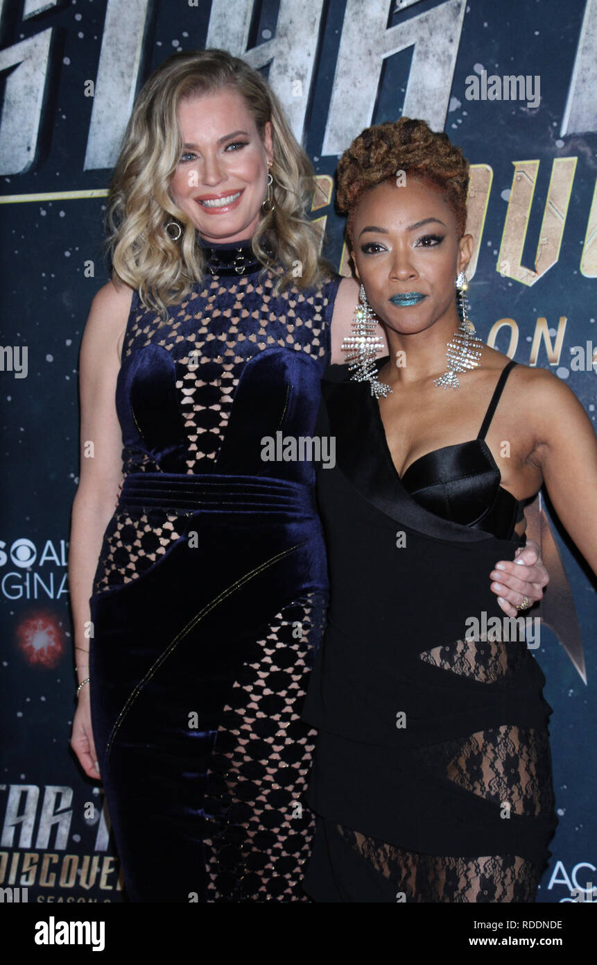 Januar 17, 2019 Rebecca Romijn, Sonequa Martin-Green, an CBS alle Access präsentiert Star Trek Discovery 2 Saison Premiere bei Conrad in New York Januar 17, 2019 Credit: RW/MediaPunch Stockfoto