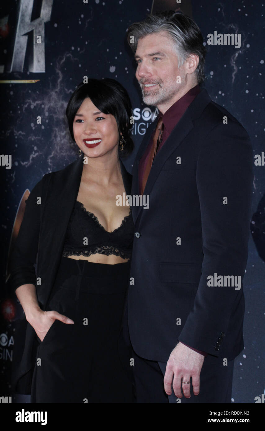 Januar 17, 2019 Darah Trang, Anson Mount besuchen CBS alle Access präsentiert Star Trek Discovery 2 Saison Premiere bei Conrad in New York Januar 17, 2019 Credit: RW/MediaPunch Stockfoto