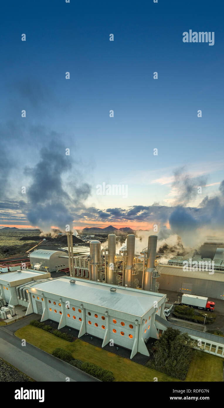 Geothermiekraftwerk Svartsengi, Halbinsel Reykjanes, Island Stockfoto