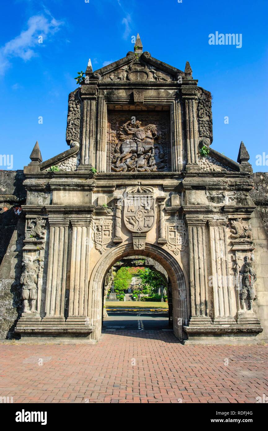 Eingang zum alten Fort Santiago, Intramuros, Manila, Luzon, Philippinen Stockfoto