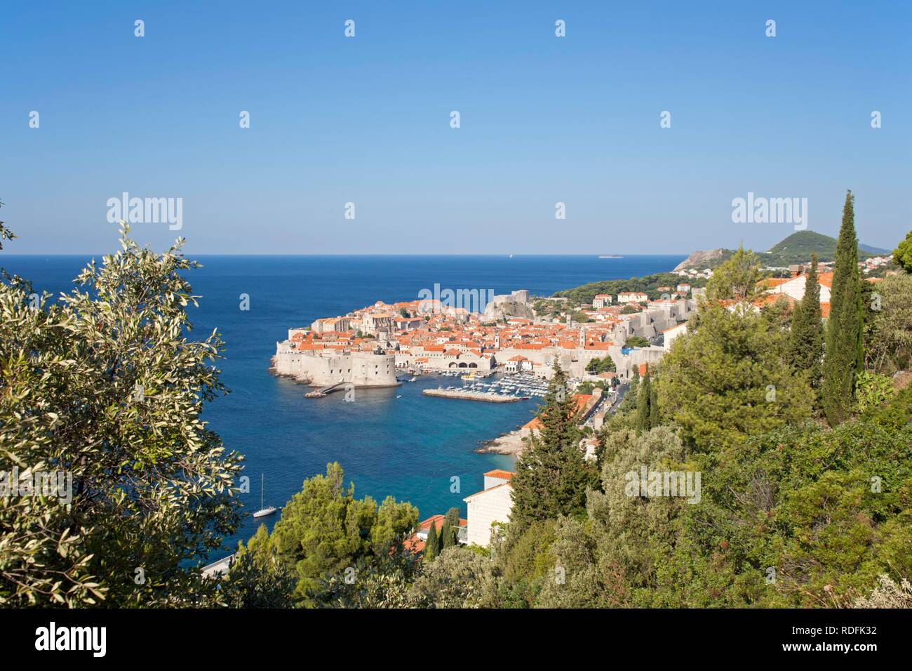 Blick auf Dubrovnik von Srd Berg, Kroatien, Europa Stockfoto