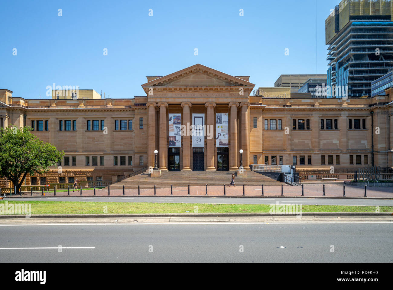 Sydney, Australien - 8. Januar 2019: Fassade der öffentlichen Bibliothek von New South Wales, einem großen denkmalgeschützten Spezialsammlungen, Referenz- und Forschung Stockfoto