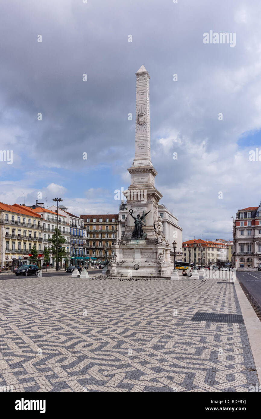 Das Denkmal für die Restauratoren in Restauradores Platz in Lissabon, Portugal Stockfoto