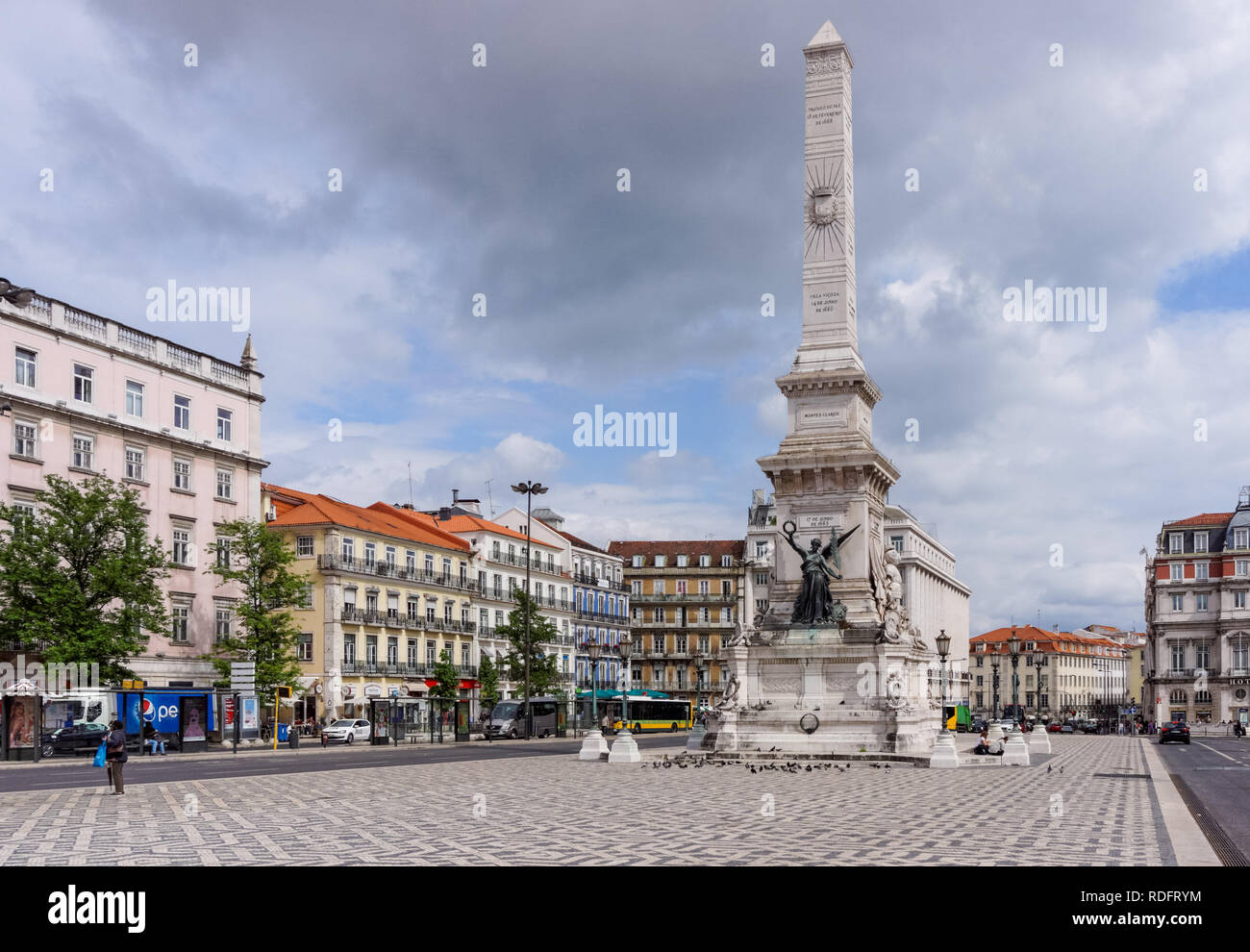 Das Denkmal für die Restauratoren in Restauradores Platz in Lissabon, Portugal Stockfoto