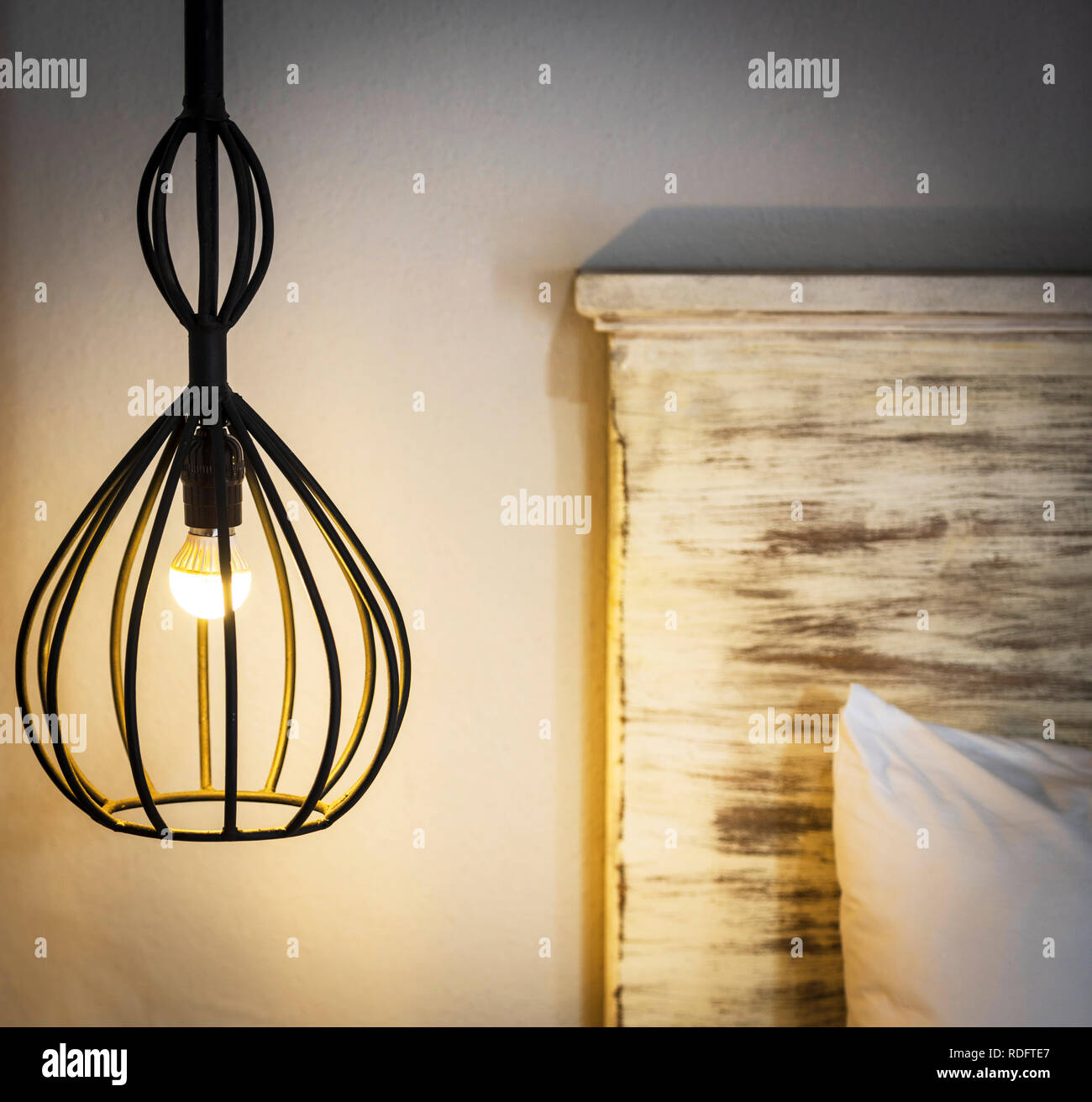 Lampe Ausgesetzt Stockfotos und -bilder Kaufen - Alamy