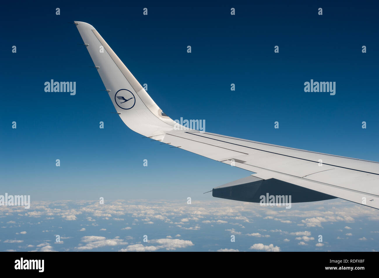 02.06.2017 - München, Bayern, Deutschland, Europa - auf einem Lufthansa Flug mit einem Airbus A320 von Berlin nach München. Stockfoto