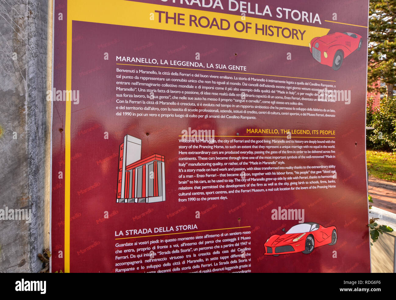 Maranello, Emilia Romagna, Italien. Dezember 2018. An der Ferrari Museum Park, Informationen anmelden Über die Geschichte von Ferrari. Stockfoto
