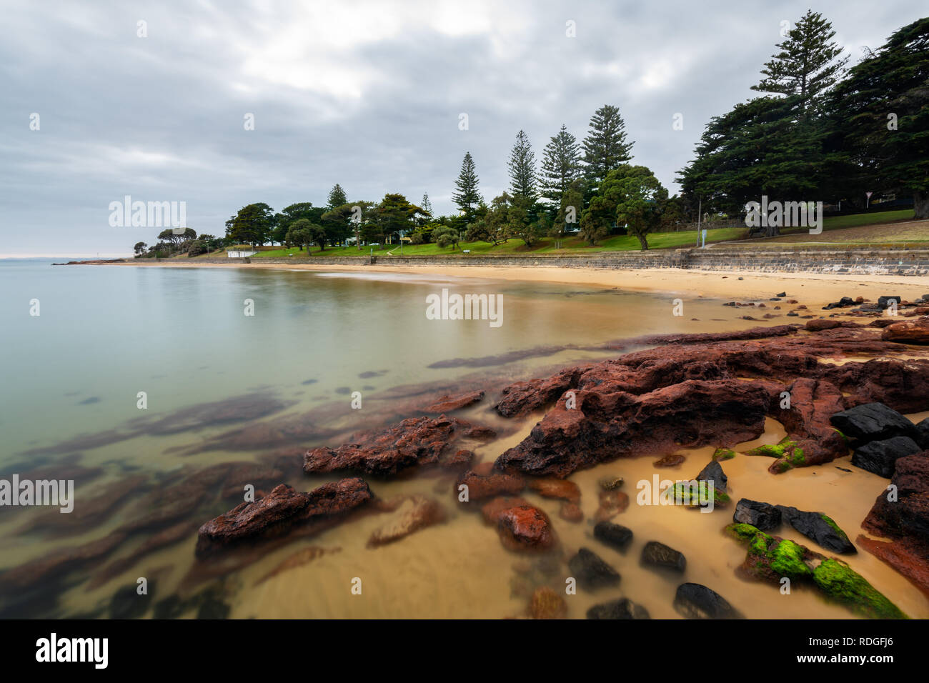 Strand in Cowes auf Phillip Island. Stockfoto