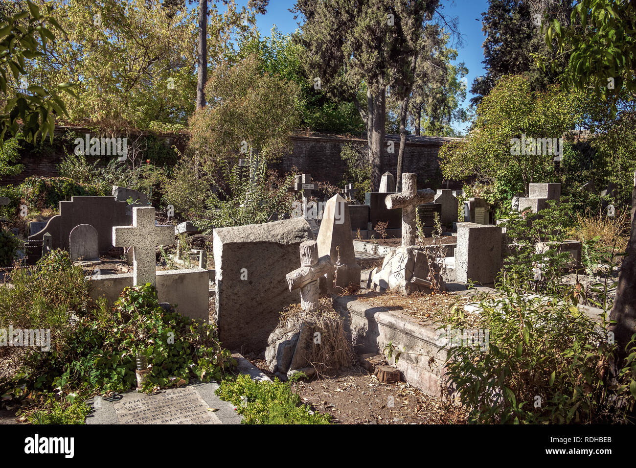 Alte Dissidenten Gräber für nicht katholische Menschen in Santiago Friedhof - Santiago, Chile Stockfoto
