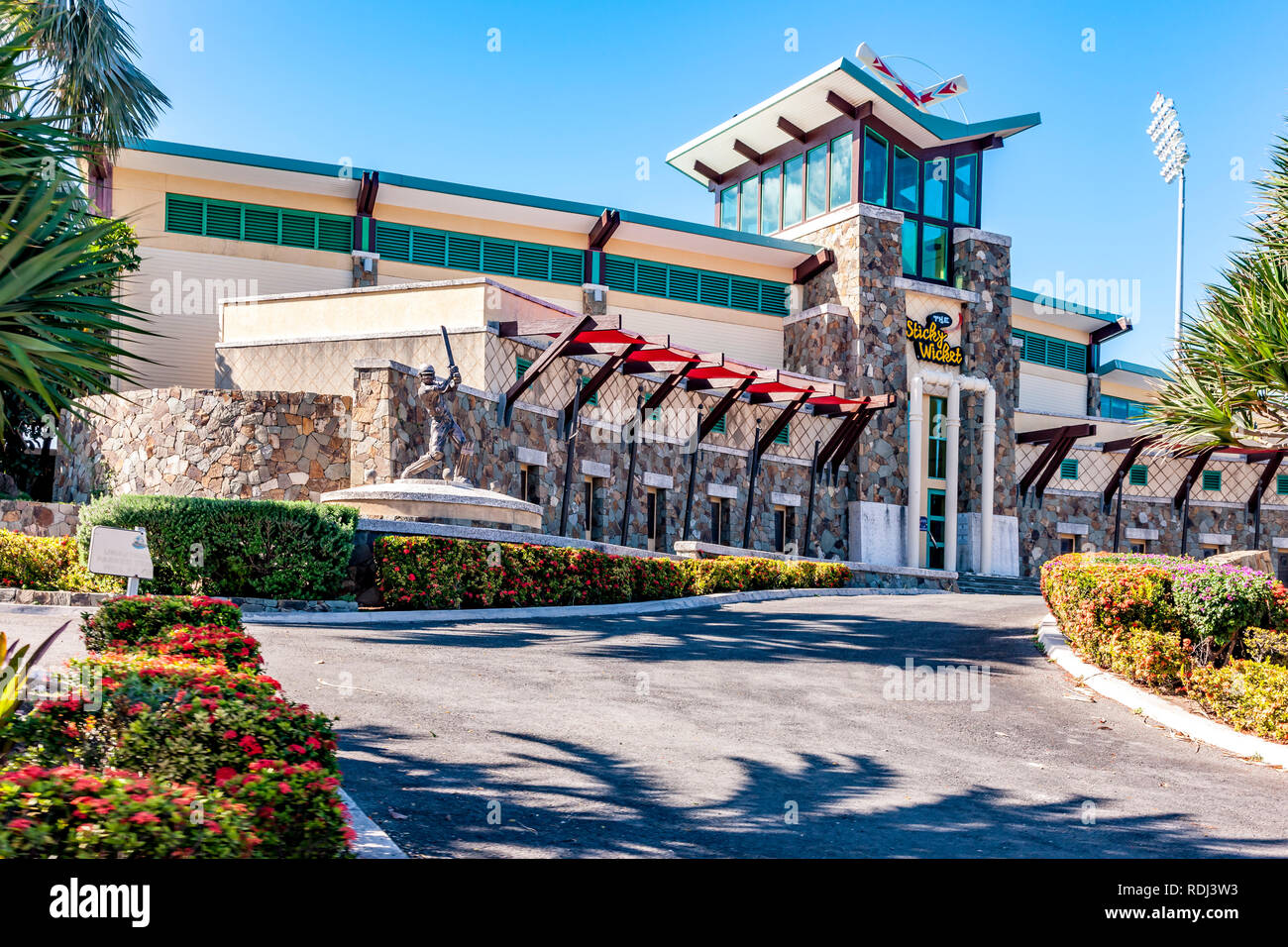 Klebrige Wicketonf Pravilion Antrieb, Osbourn, Antigua. Stockfoto