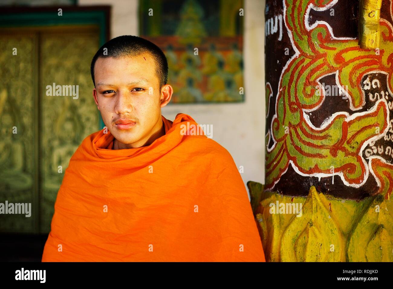 Luang Namta/Laos - JUL 06 2011: junger buddhistischer Mönch in seinem Kloster in den nördlichen Teil des Landes Stockfoto