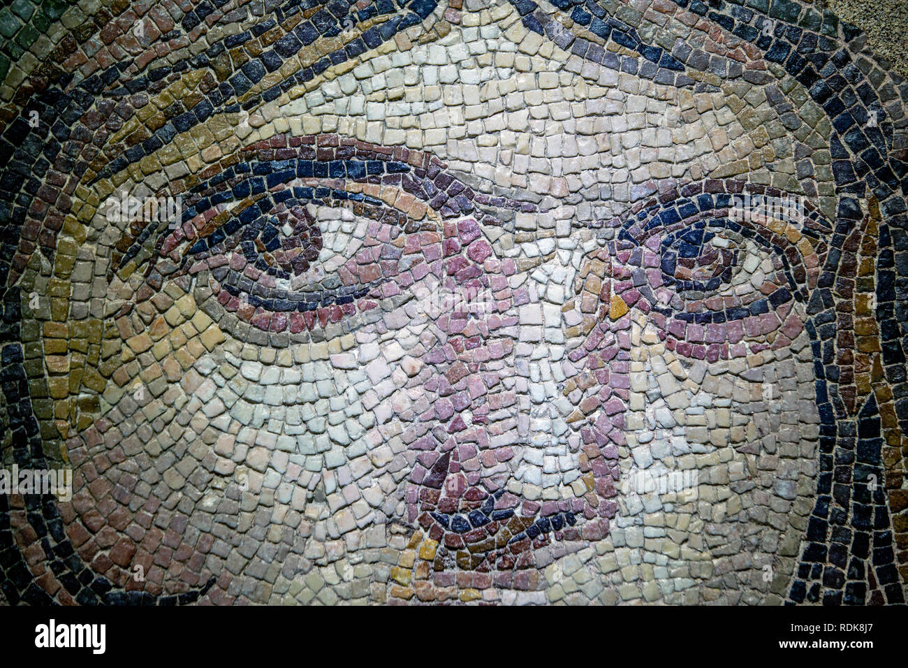 Gaziantep, Türkei - Juni 07, 2014: Gypsy girl portrait Mosaik in Gaziantep Das Zeugma Mosaic Museum am Juni 07, 2014. Das Zeugma Mosaic Museum in Velbert, T Stockfoto