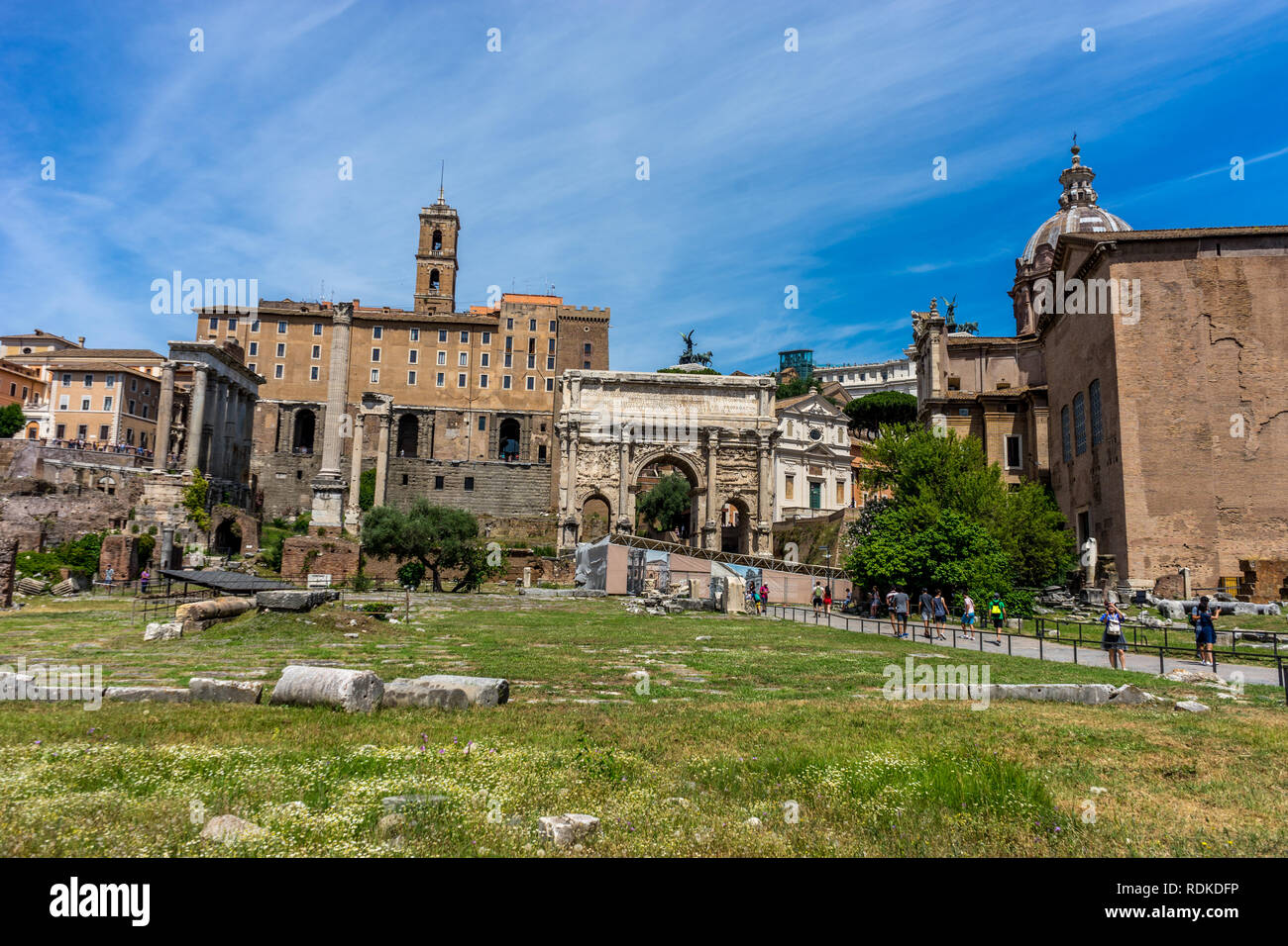 Rom, Italien, 24. Juni 2018: Die antiken Ruinen des Forum Romanum, Palatin, Grab des unbekannten Soldaten in Rom Stockfoto