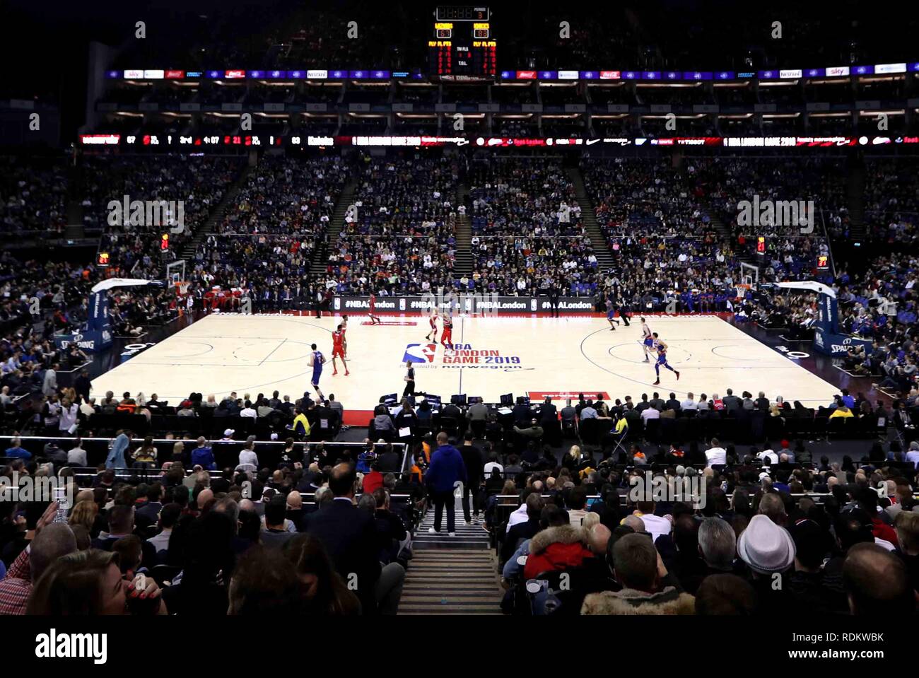 Allgemeine Ansicht der Aktion während der NBA London Game 2019 in der O2 Arena, London Stockfoto