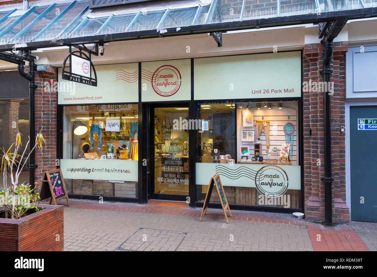 Hergestellt in Ashford Shop Front, ashford, kent, Großbritannien Stockfoto