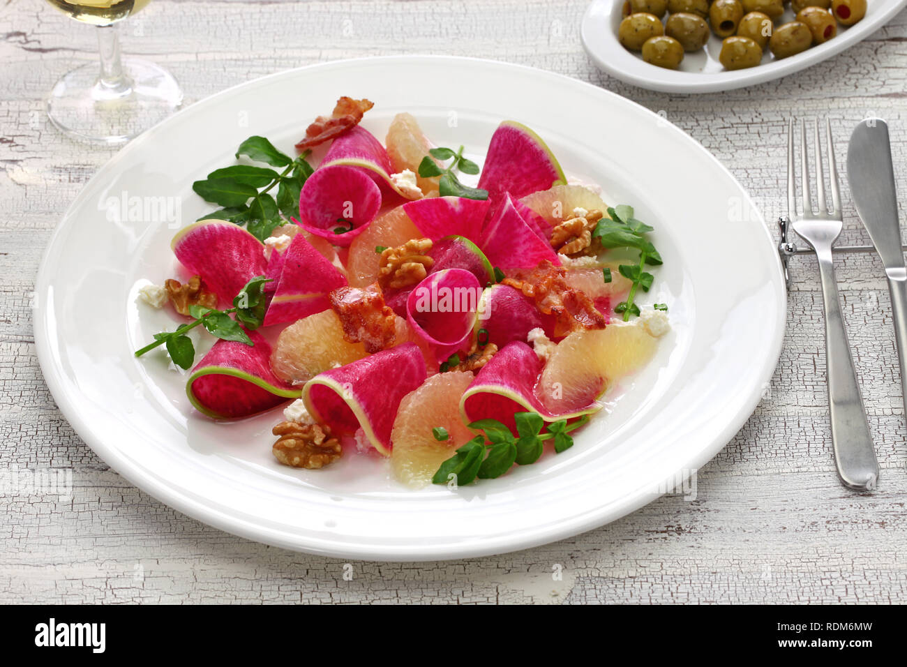 Hausgemachte Wassermelone Rettich Salat Stockfoto