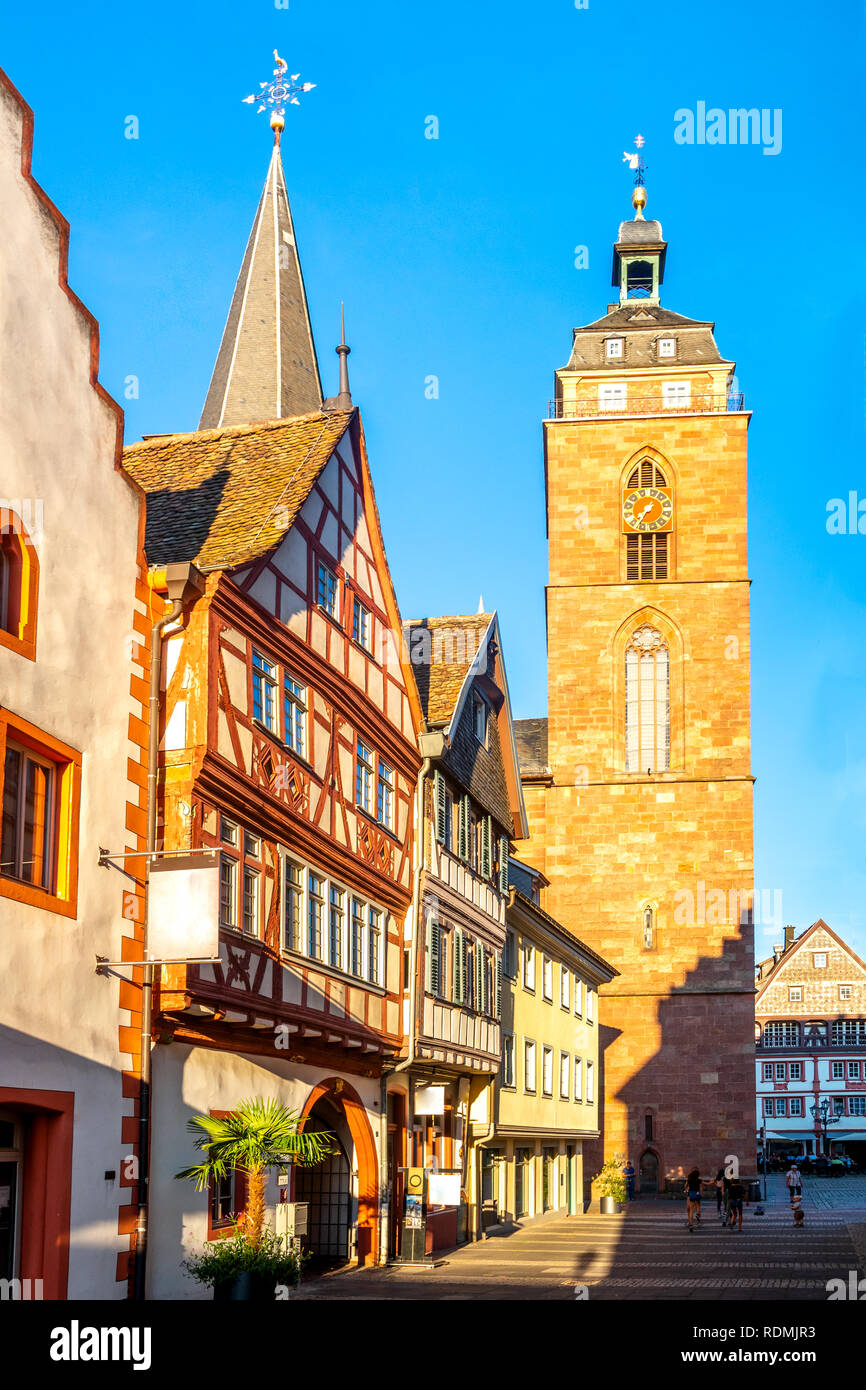 Markt, Rathaus und Kirche, Edenkoben, Deutschland Stockfotografie Alamy