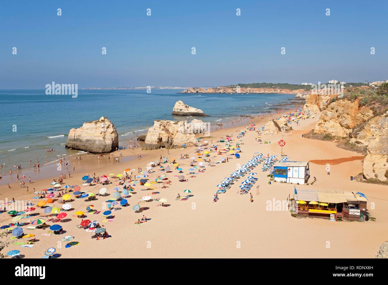 Strand von Praia da Rocha, Algarve, Portugal, Europa Stockfoto