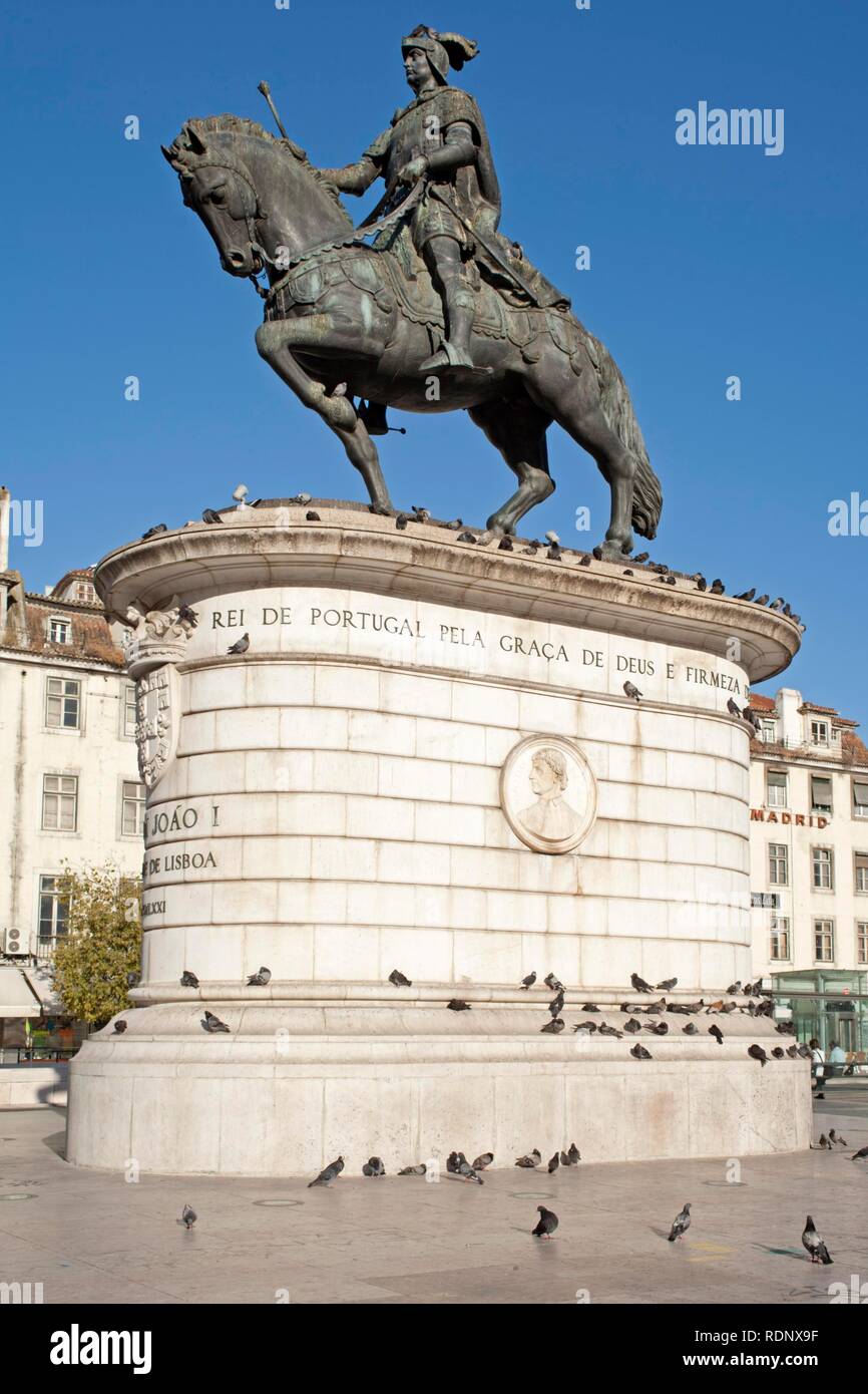 Equestrian Skulptur auf der Praça da Figueira Platz, Lissabon, Portugal, Europa Stockfoto