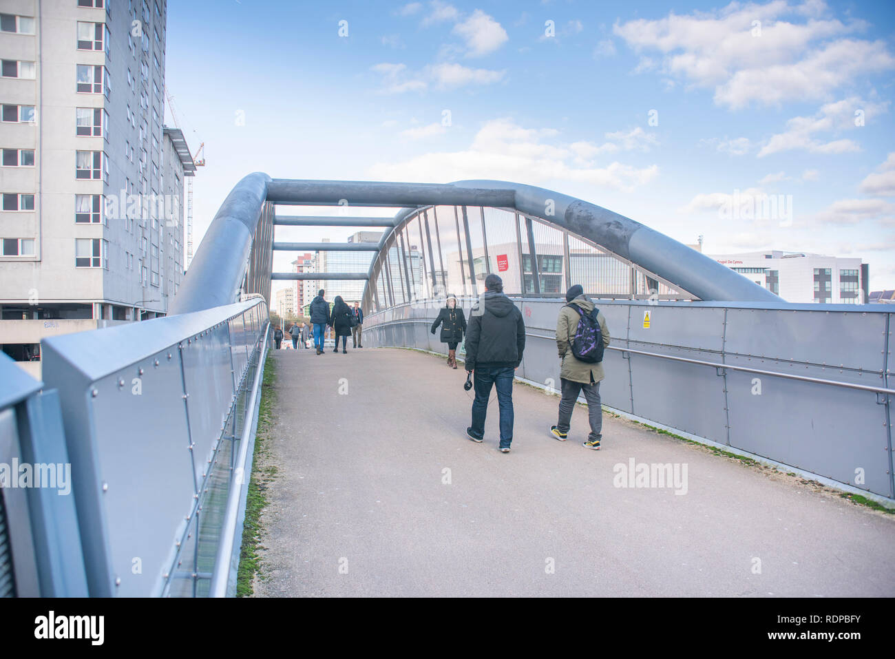 Universität von South Wales und die Smart-Brücke in Cardiffs Adamstown Gegend der Stadt. Bitte credit Ffotograff Stockfoto