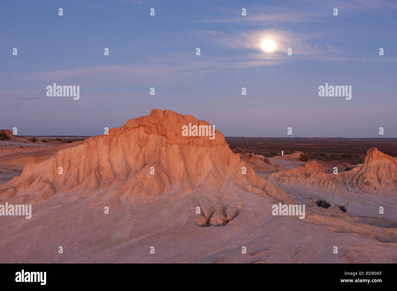 Lünetten bei Sonnenaufgang, Mungo National Park, New South Wales, Australien Stockfoto