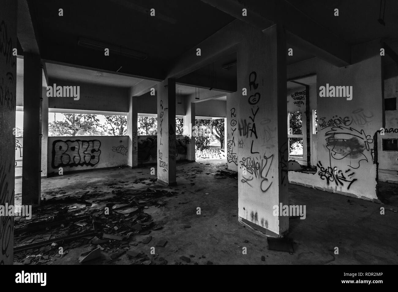 Verlassene Hotel in Barcarena, in der Nähe von Lissabon, Portugal. Stockfoto