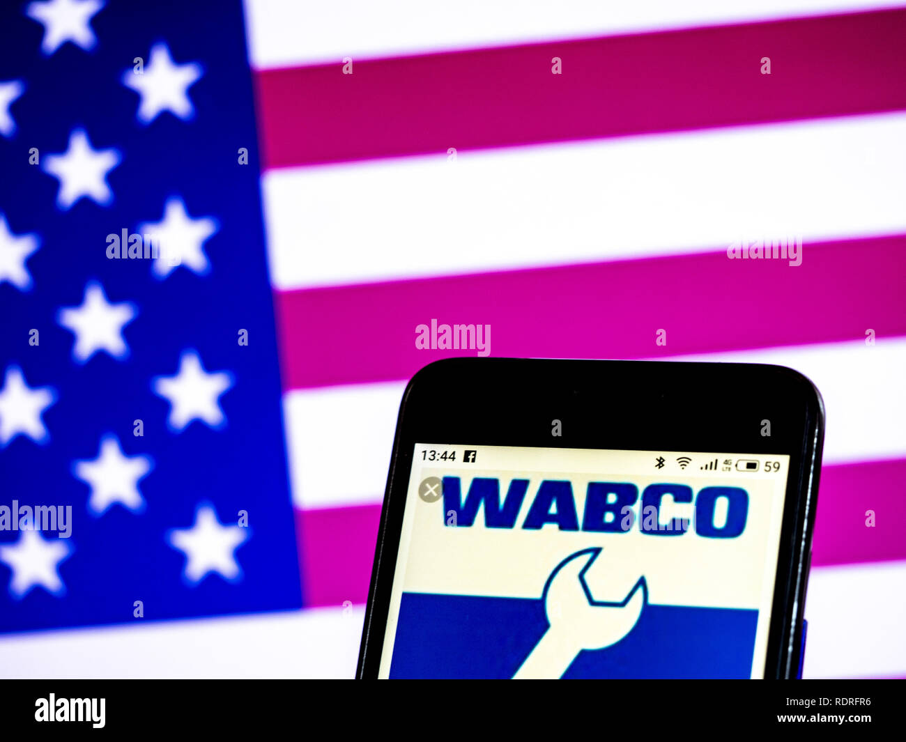 Kiew, Ukraine. Jan, 2019 18. WABCO Vehicle Control Systems kommerzielle Firmenlogo gesehen auf einem Smartphone angezeigt. Quelle: Igor Golovniov/SOPA Images/ZUMA Draht/Alamy leben Nachrichten Stockfoto