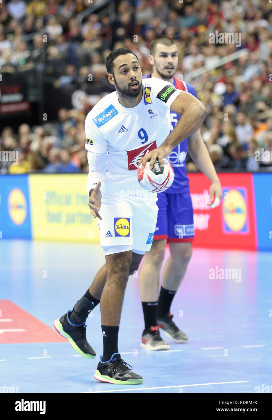 Deutschland. Berlin, Deutschland. 17. Jan 2019. IHF Handball Men's World Championship, Berlin, Deutschland. Melvyn Richardson für Frankreich Gutschrift: Mickael Chavet/Alamy leben Nachrichten Stockfoto