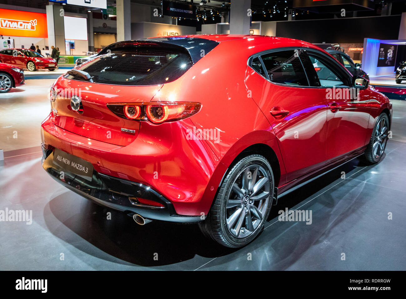 Brüssel - Jan 18, 2019: Europäische Premiere der neuen 2019 Mazda3 Hatchback Auto an der 97th Brüsseler Motor Show 2019 Autosalon. Credit: VDWI/Alamy leben Nachrichten Stockfoto
