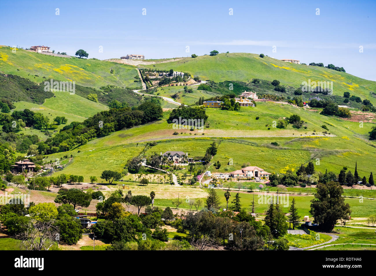 Villen auf den Hügeln von South San Francisco Bay Area, San Jose, Santa Clara County, Kalifornien Stockfoto