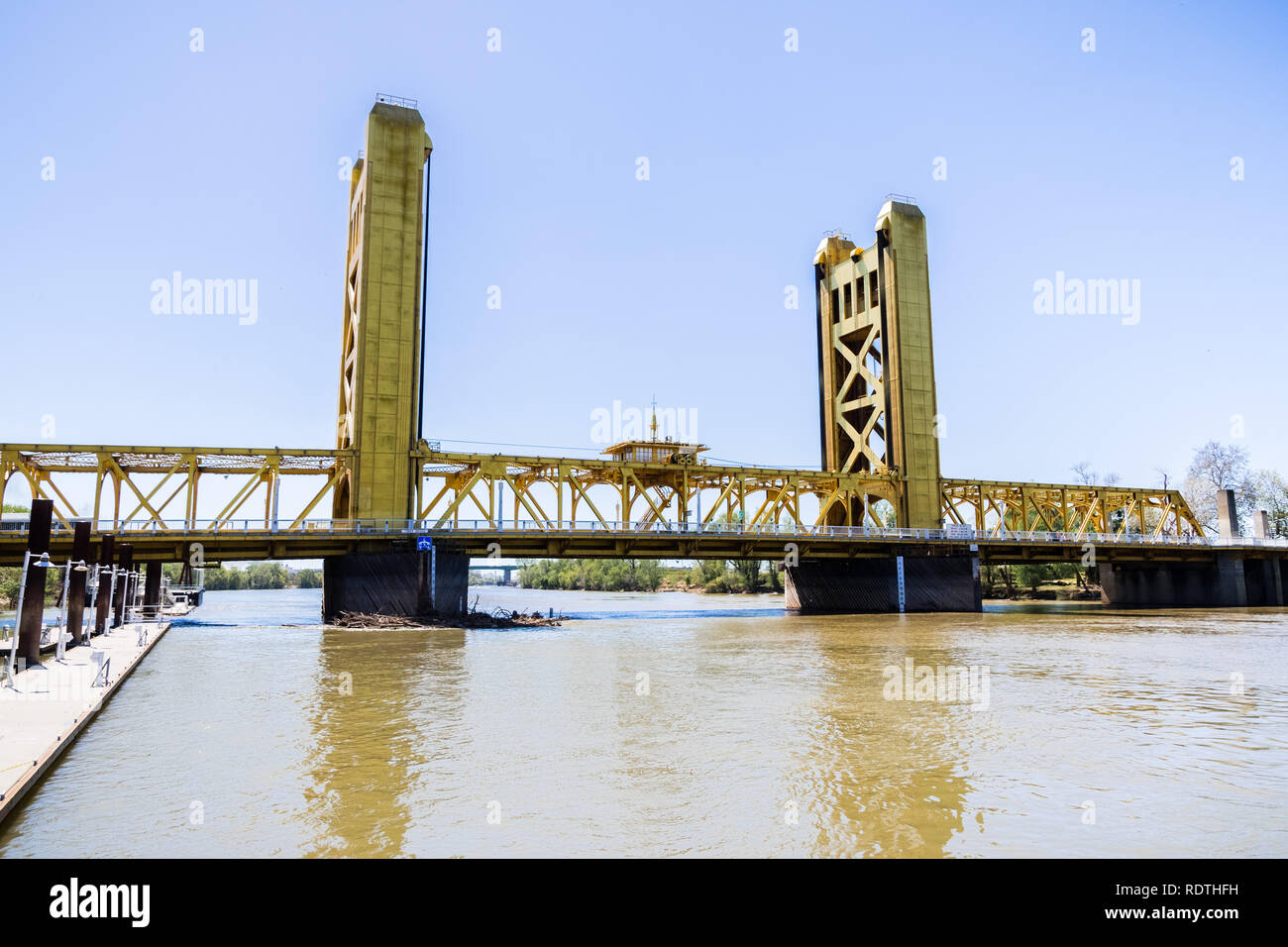 Die historischen Tower Bridge in der Innenstadt von Sacramento, Kalifornien Stockfoto