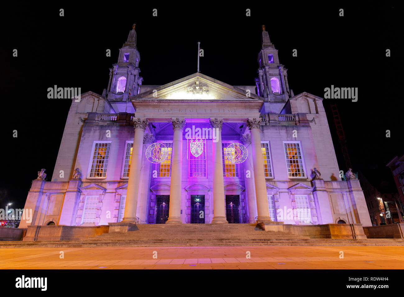 Leeds Civic Hall von Millennium Square Stockfoto