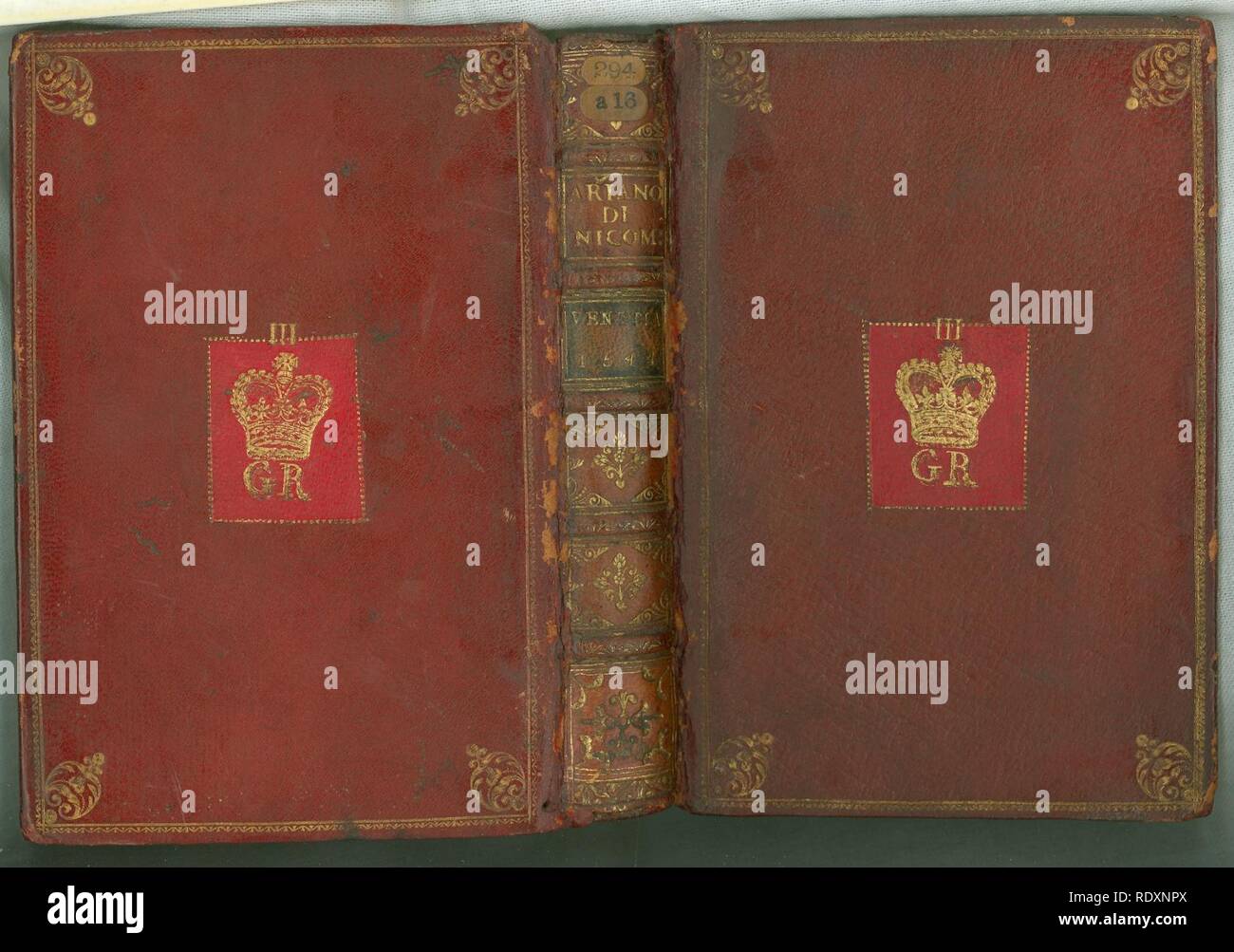 Arriano... De i fatti del magno Alessandro... Tradotto Nuouamente di Greco in Italiano pro Pietro Lauro. - Ff. 178. M. Tramezino - Venetien, 1544. 1544 - - Obere und untere Abdeckung und der Wirbelsäule (294 16). Stockfoto