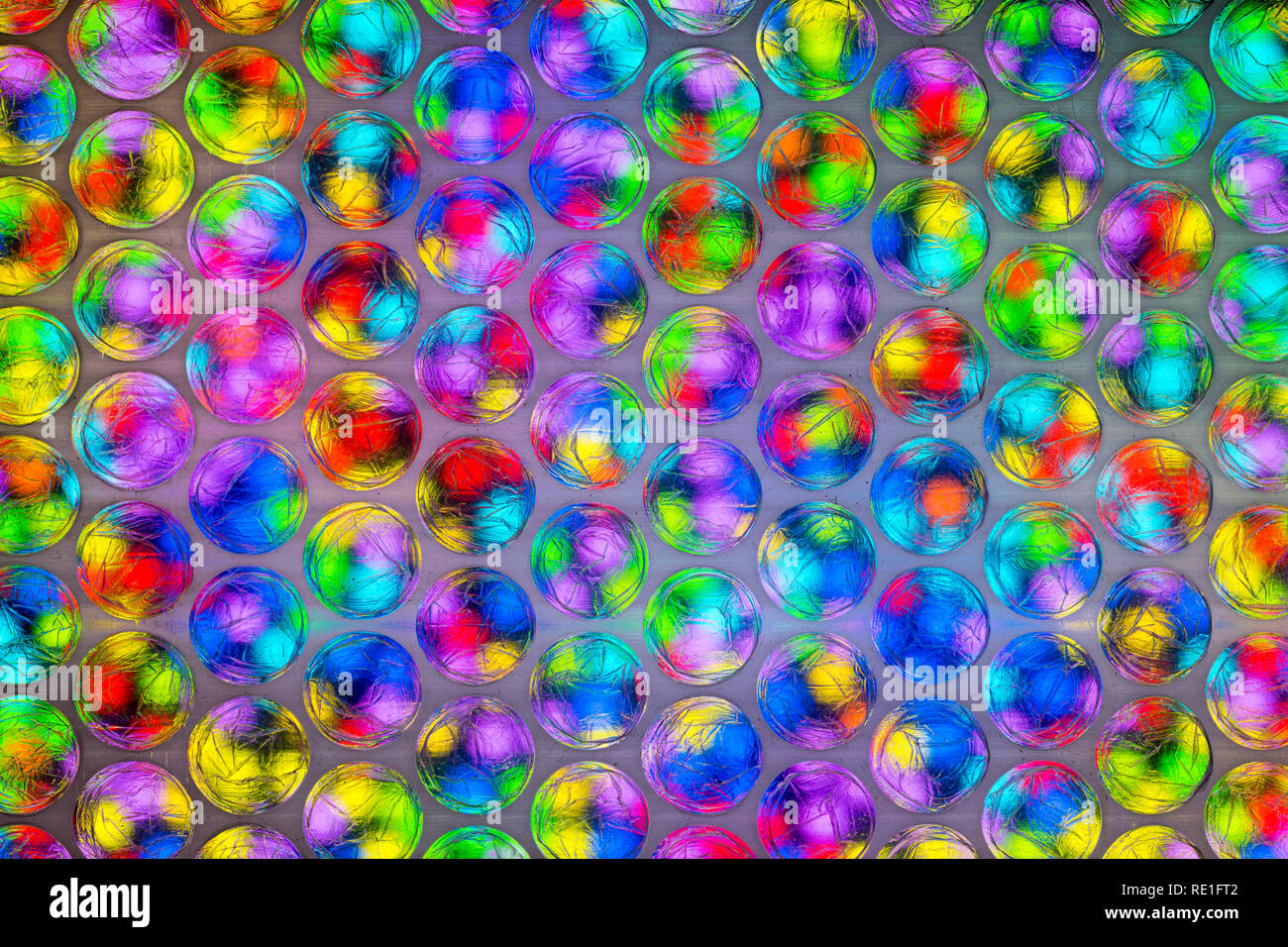 Einen hellen bunten Bild durch eine Plastikfolie Luftpolsterfolie genommen  Stockfotografie - Alamy