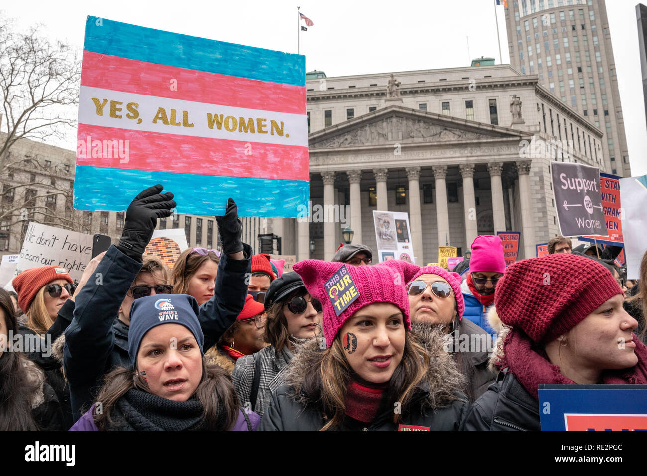 Anti Trumpf Zeichen Stockfotos Und Bilder Kaufen Alamy