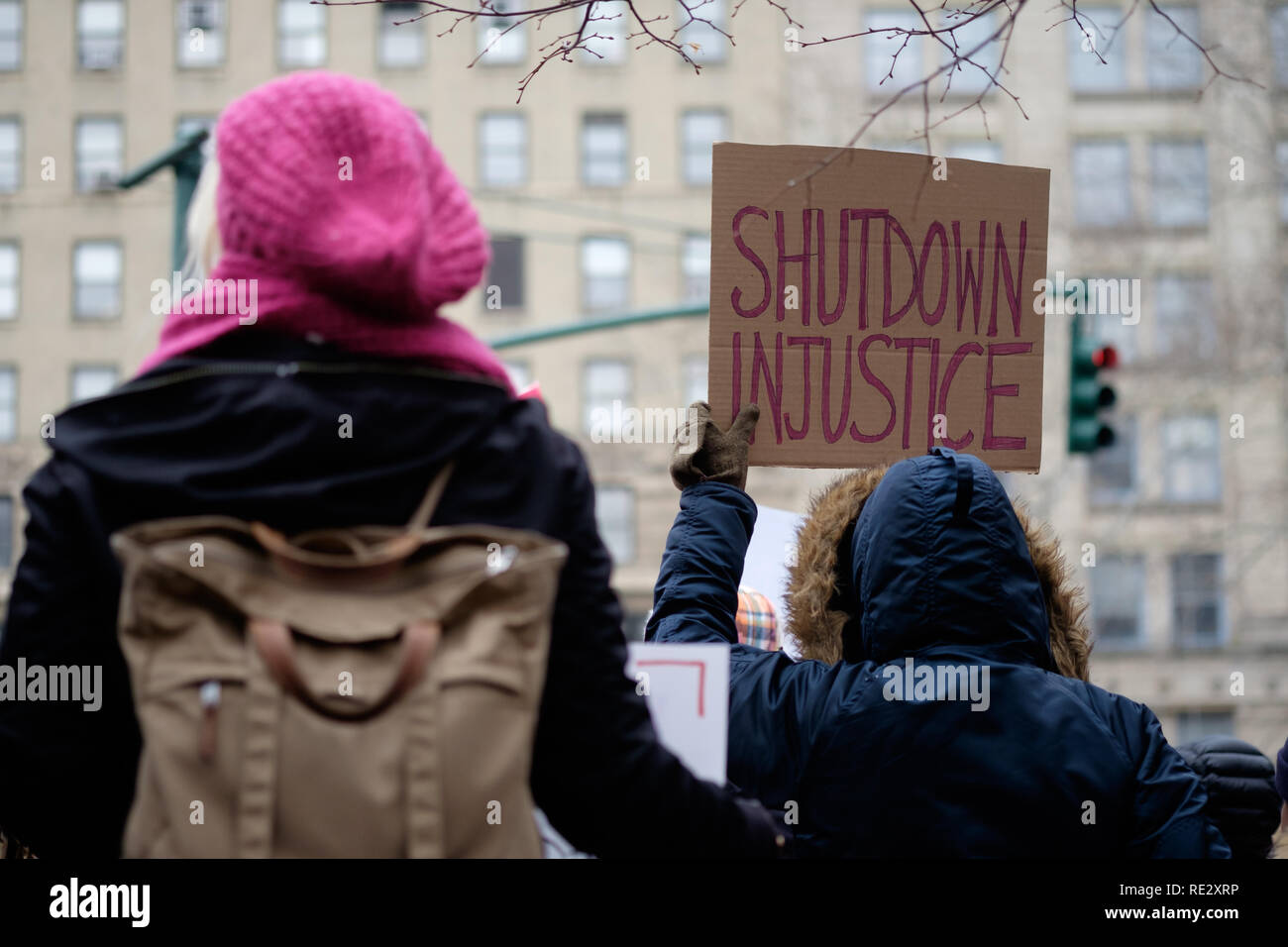 New York, New York/USA. 19. Januar, 2019: Teilnehmer hält ein Zeichen bei Einheit Rallye der Frauen in Foley Square in Downtown New York, USA. Credit: Jonathan Carroll/Alamy Leben Nachrichten. Stockfoto