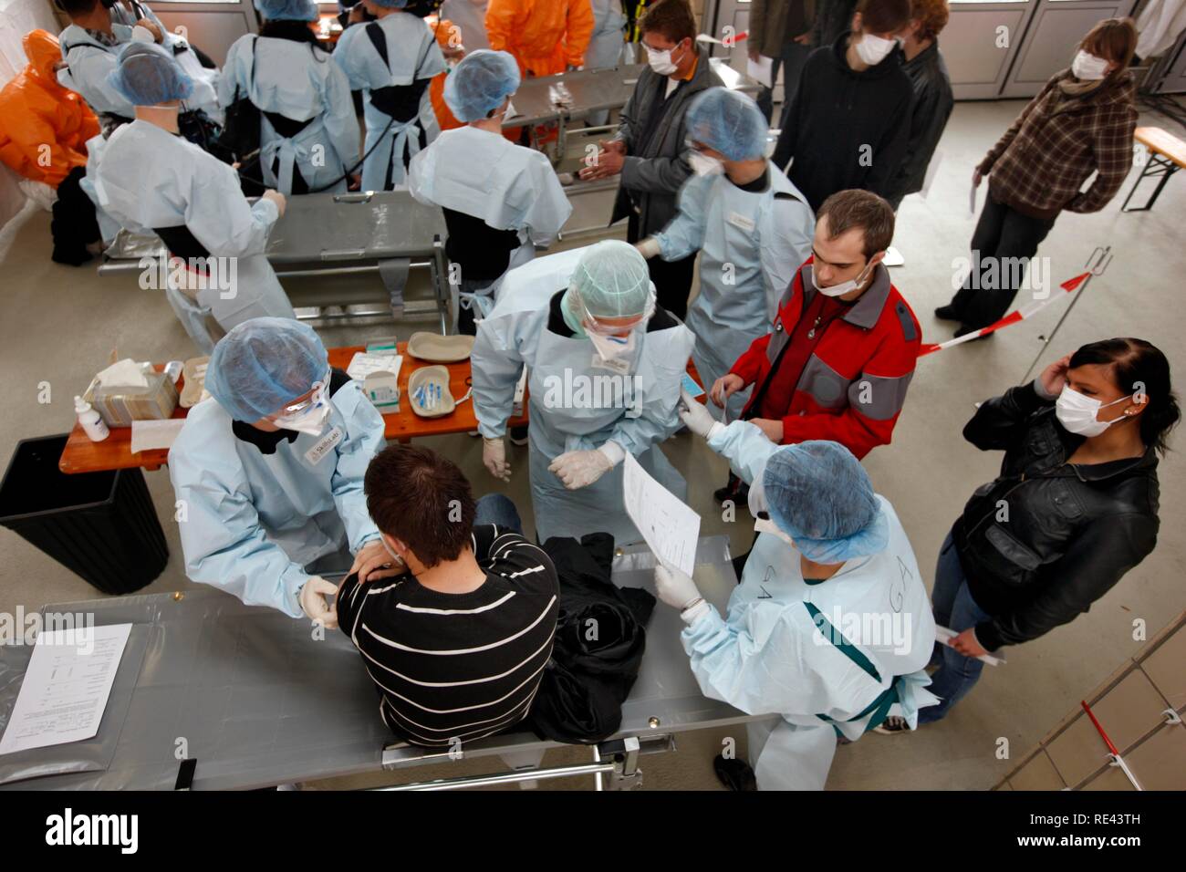 Ausbruch, pandemic übung der Feuerwehr Essen, für die Massenimpfung der Bevölkerung bei Gefahr durch einen Virus, Essen Stockfoto