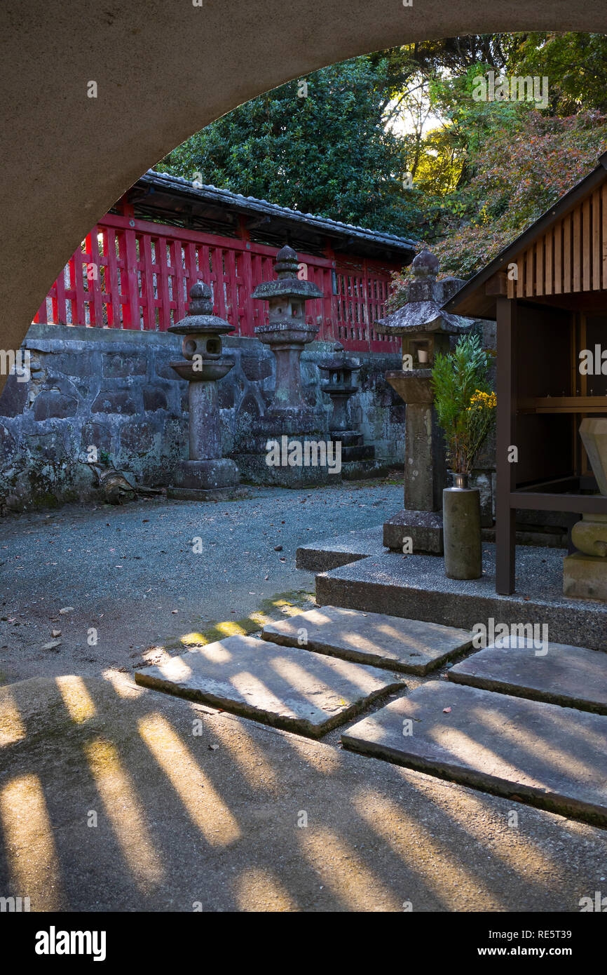 Kumamoto, Japan - November 13, 2018: Auf dem Gelände der folgende Sehenswürdigkeiten: Honmyo-ji Tempel, ein buddhistischer Tempel der Nichiren Sekte Stockfoto