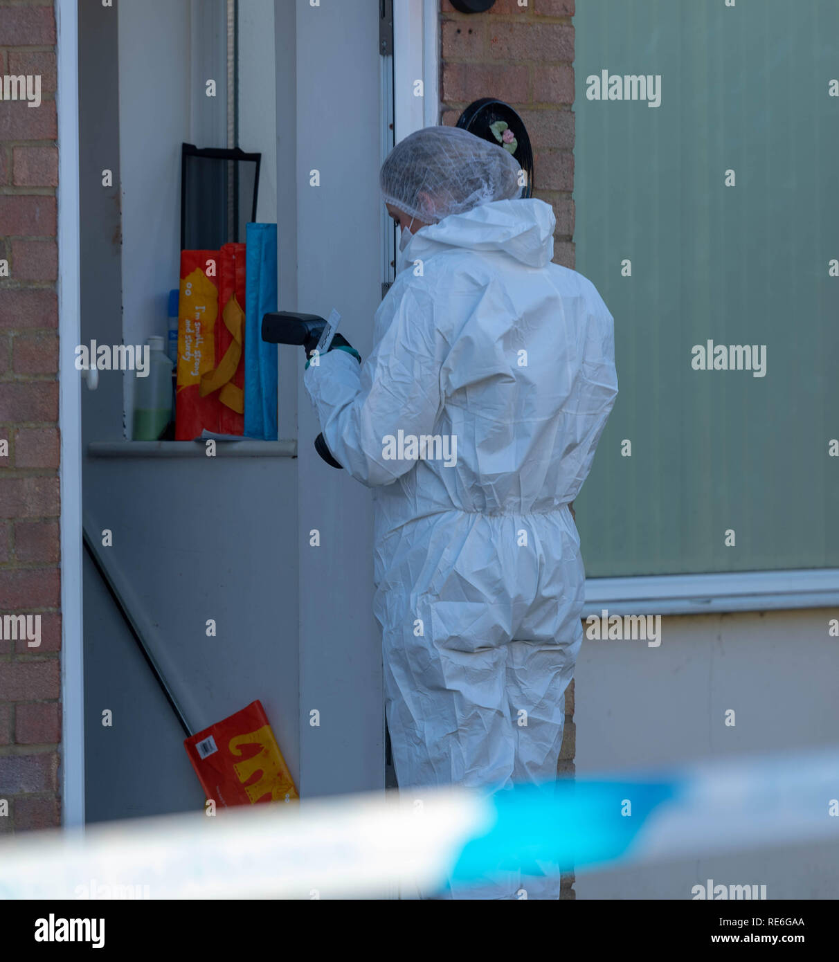 Brentwood, Essex 20 Januar 2019 Essex Polizei ermittelt gegen einen angeblichen Erstechen an einem Haus in Doddinghurst Brentwood Essex. Ein 20 Jahre alter Mann hat wegen des Verdachts der GBH Credit Ian Davidson/Alamy Leben Nachrichten verhaftet worden Stockfoto