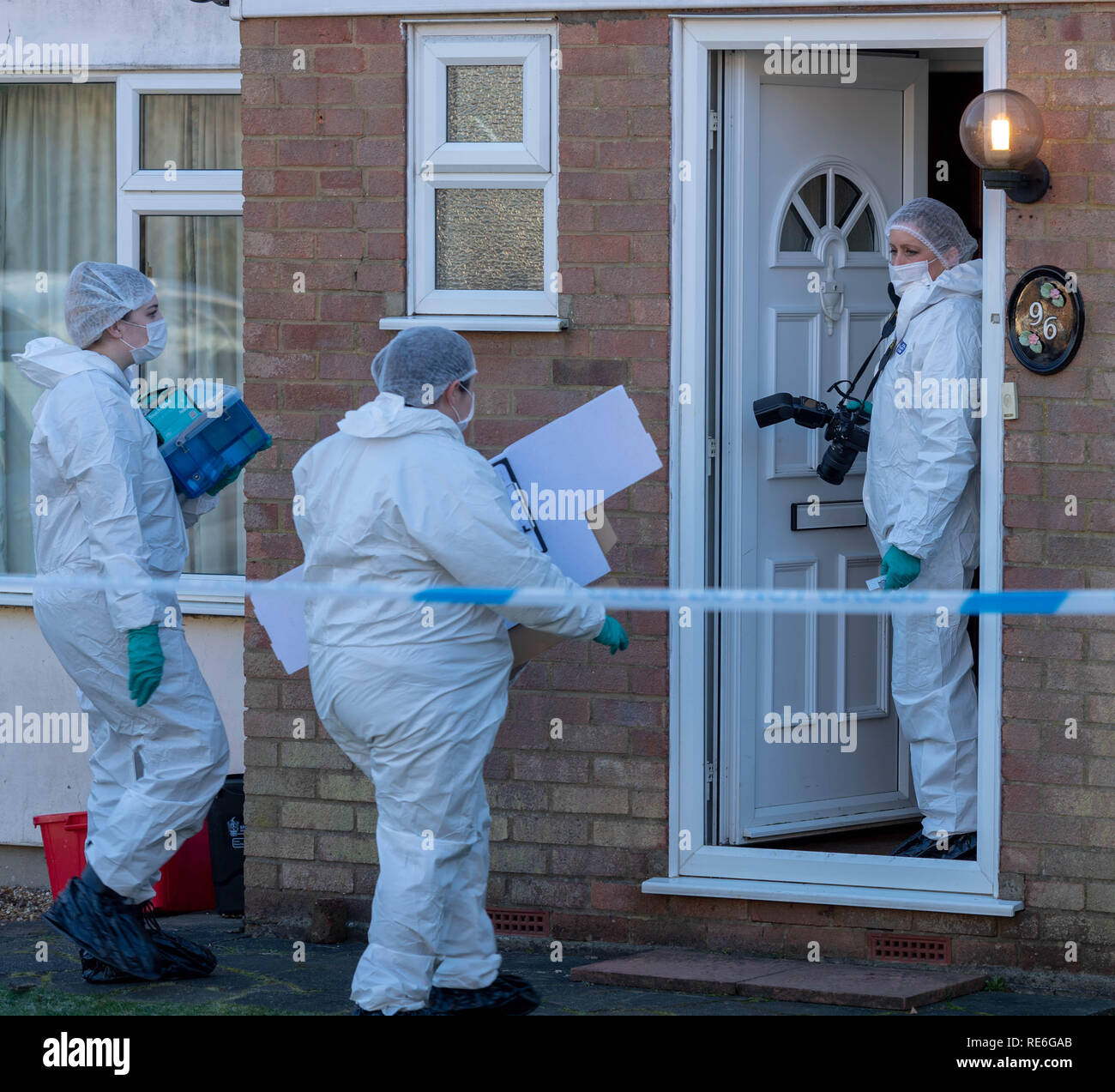 Essex, UK. 20. Januar 2019 Essex Polizei ermittelt gegen einen angeblichen Erstechen an einem Haus in Doddinghurst Brentwood Essex. Ein 20 Jahre alter Mann hat wegen des Verdachts der GBH Credit Ian Davidson/Alamy Leben Nachrichten verhaftet worden Stockfoto