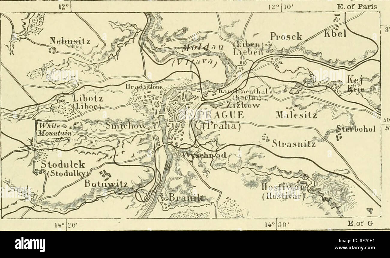 . Die Erde und ihre Bewohner... Geographie. Böhmen, MOEAVIA, UND ÖSTERREICHISCHEN Schlesien. 137 Der großen Städten, wie Prag, Briinn sucli, Troppau, haben eine umfangreiche industrielle Bevölkerung angezogen; aber die große Fertigung Region, die böhmischen Lan-cashire, liegt auf der oberen Elbe, und das Zentrum ist Reichenberg. Dieser Bezirk führt bis an das Gateway des Riesengebirges und ist durch die hohe Straße Wien Verbindung mit Berlin abgefahren. Strategisch ist es von grosser Bedeutung, und die Hügel, auf denen war die Schlacht von Sadowa steigen in ihm kämpften. Weiter nach Osten, durch das Tal der Stockfoto