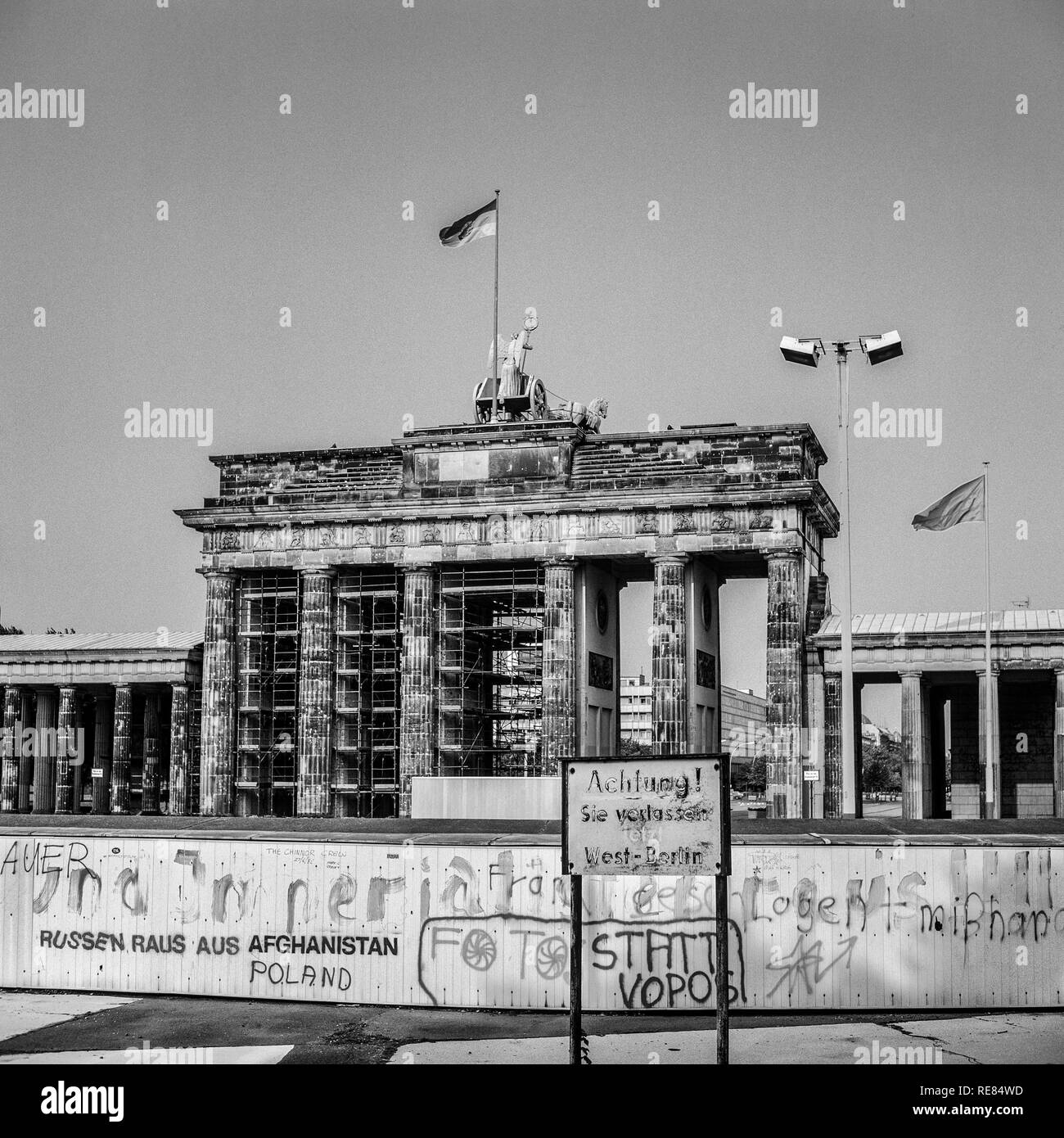 August 1986, Berliner Mauer, Brandenburger Tor in Berlin Ost, West Berlin, Deutschland, Europa, Stockfoto