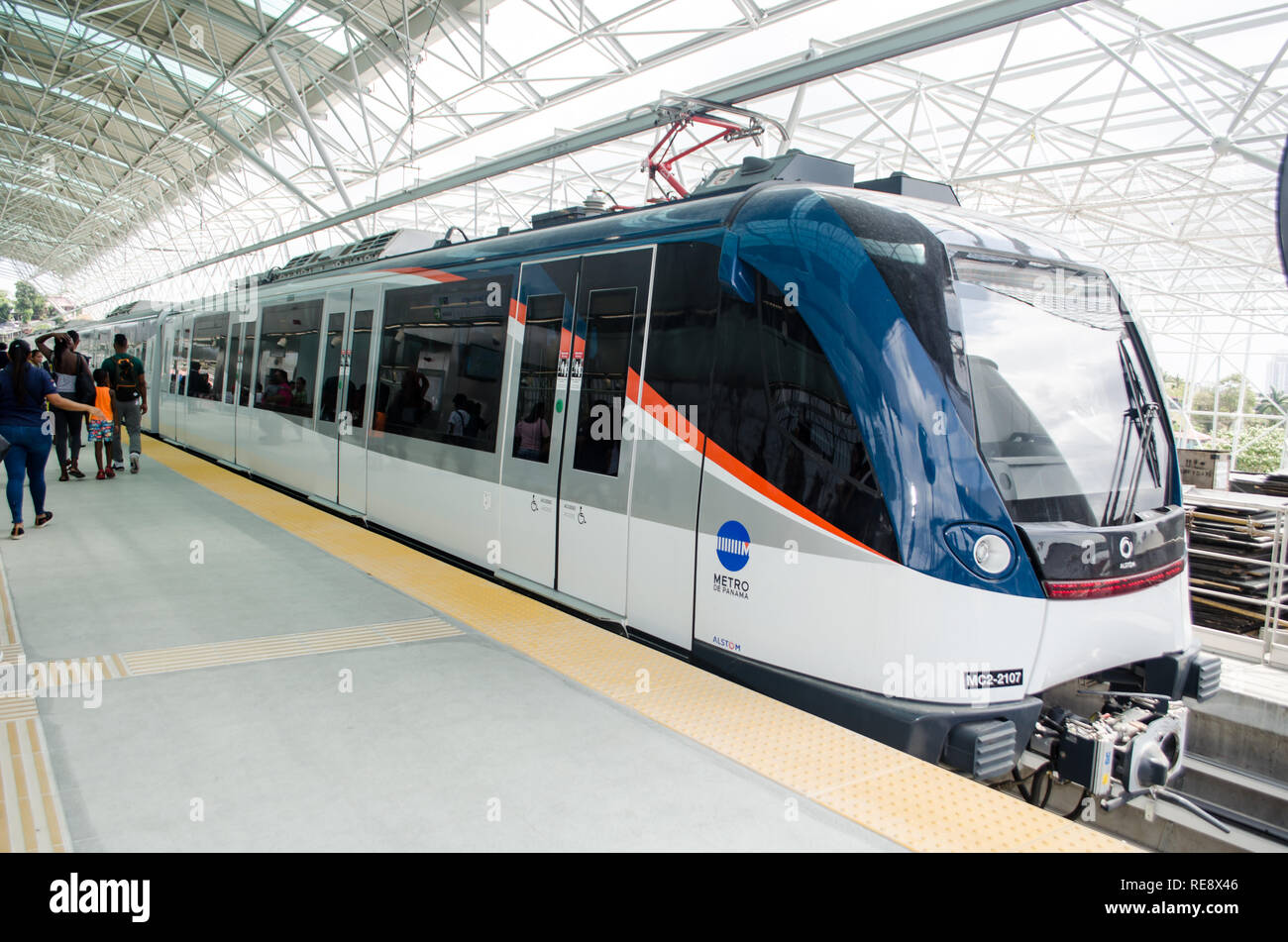 Metro de Panamá Line 2 öffnet für eine Woche während des Weltjugendtages Stockfoto