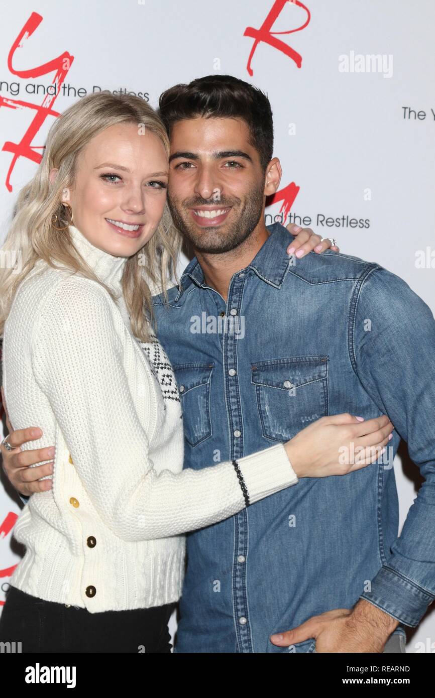 Melissa Ordway, Jason Canela in der Ankunftshalle für die Jungen und dem rastlosen Feiert 30 Jahre als TV #1 Daytime Drama, CBS Television City, Los Angeles, CA 17. Januar 2019. Foto von: Priscilla Grant/Everett Collection Stockfoto